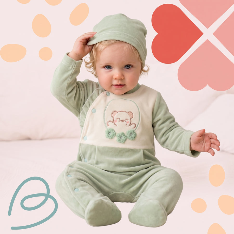 Velvet overall with a beanie