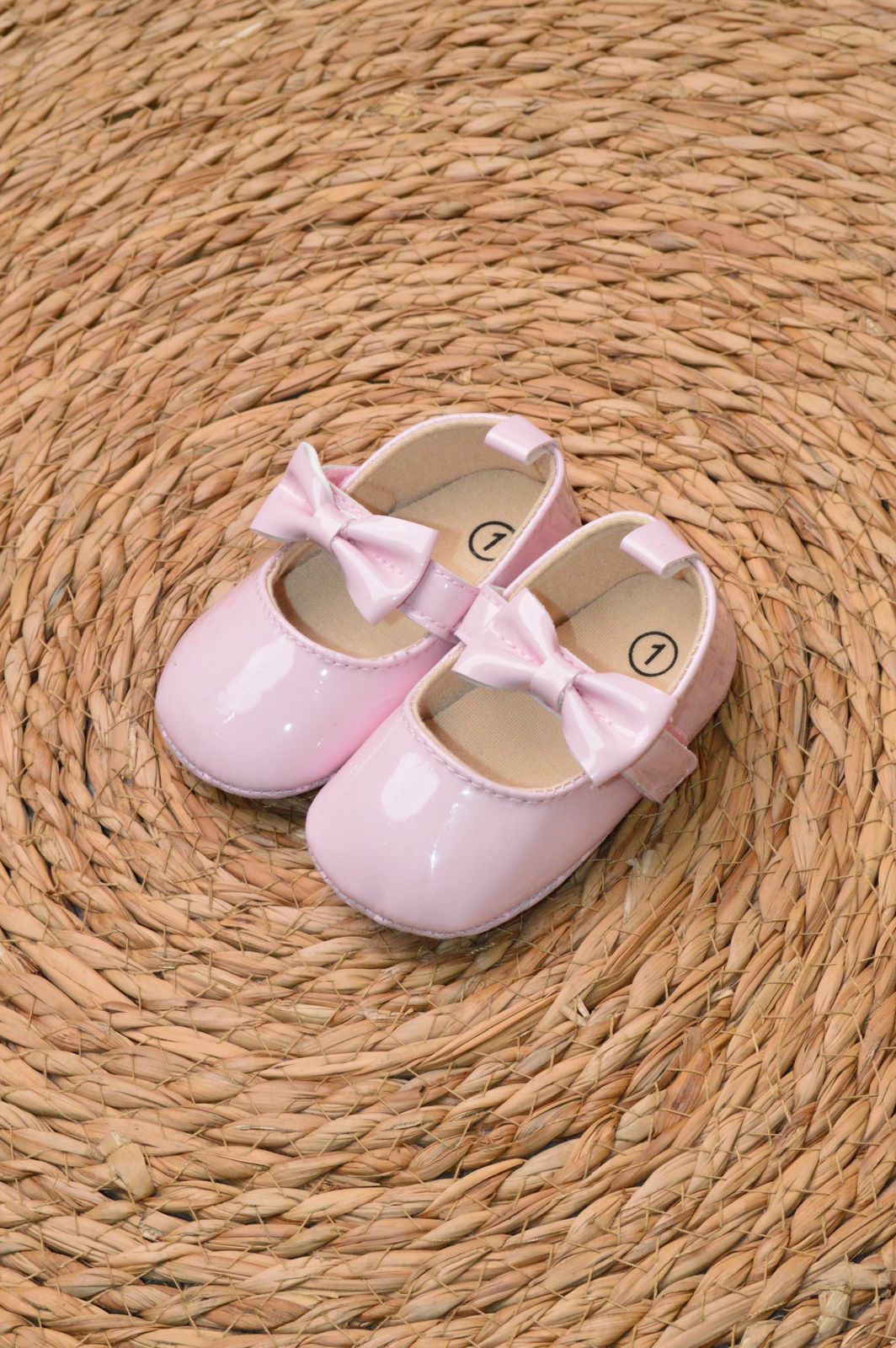 Baby ballerina with bow, photo 4