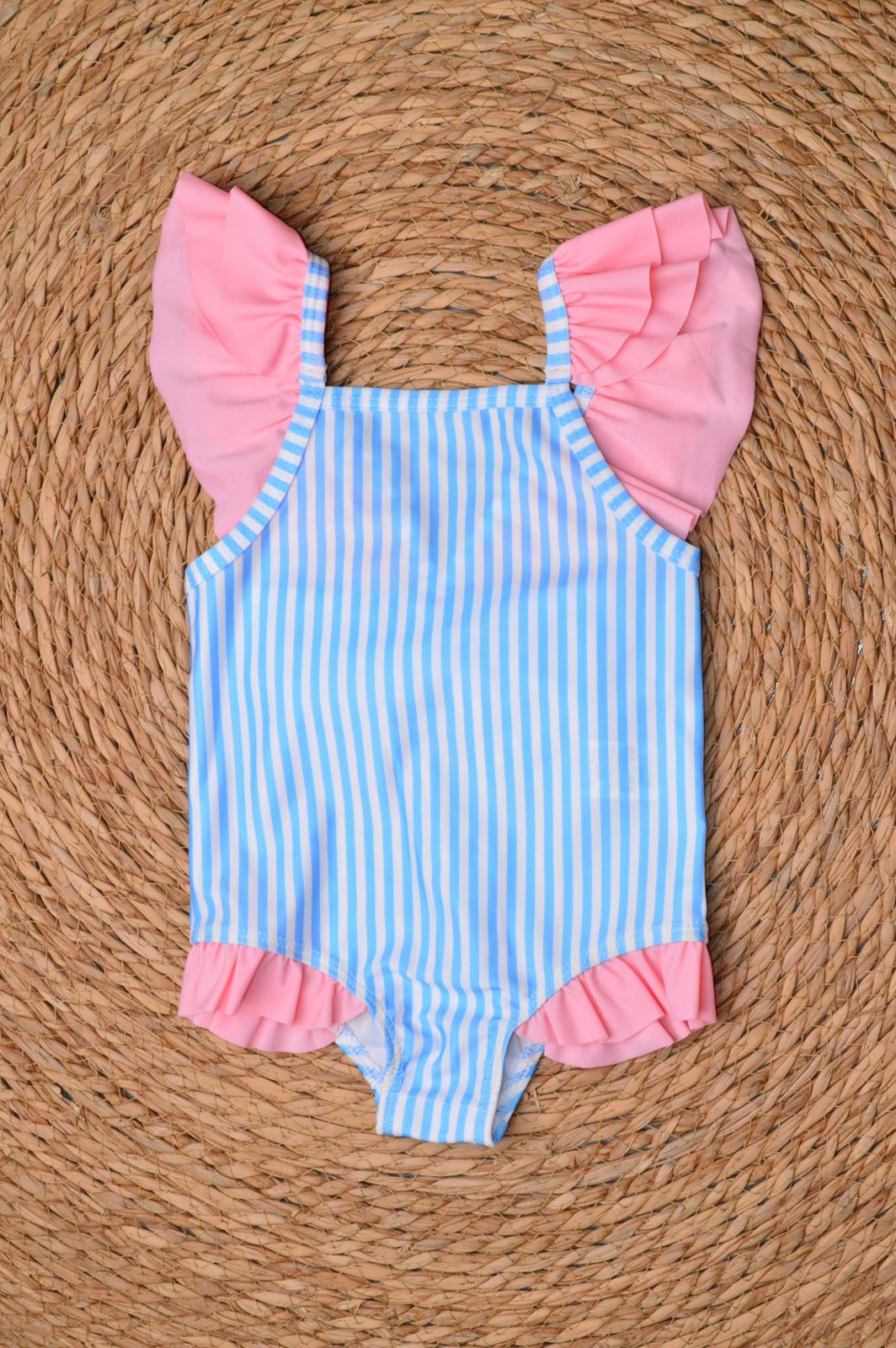 One piece swimsuit, photo 2
