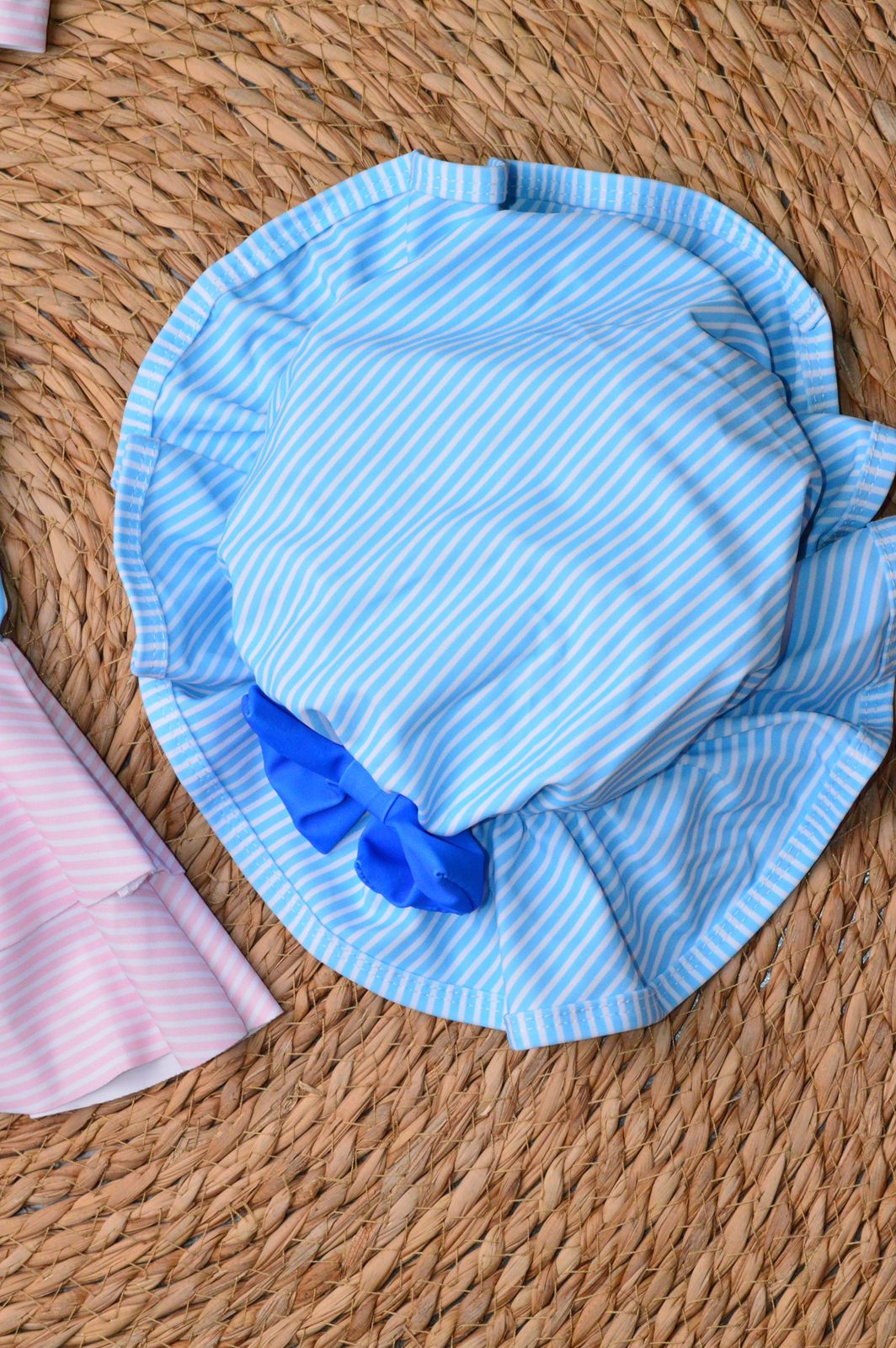 One piece swimsuit with a sun hat, photo 4